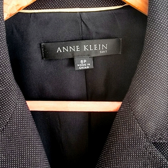 🌻 Anne Klein 3-Button Blazer / Jacket - Size 8P - Picture 3 of 4
